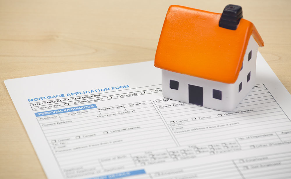 mortgage application form with small house on it